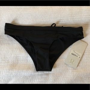 Lululemon be cheeky bottom swim size 8 Black new